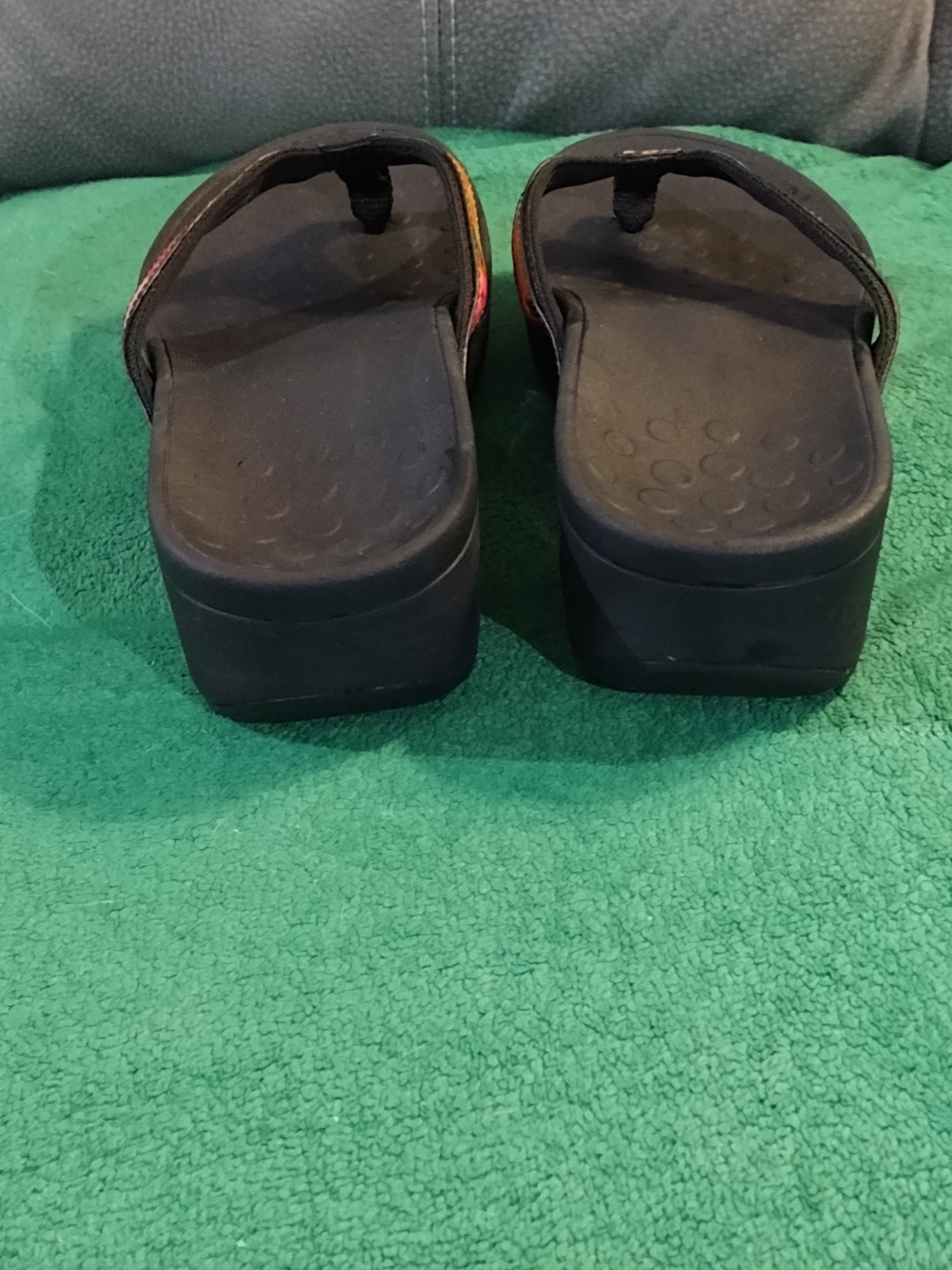 Vionic Women's Black Flip Flop Sandals with Yellow-Orange Accent - Picture 6 of 12